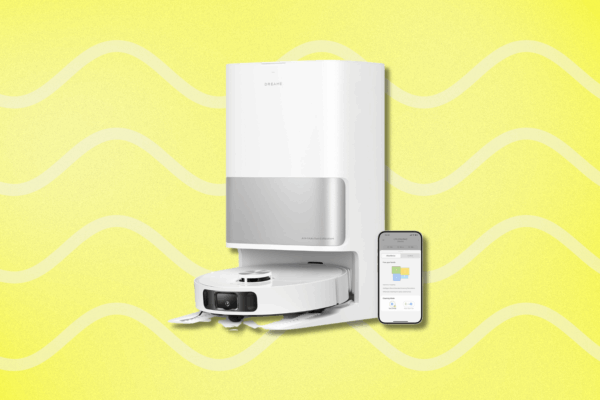 This Robot Vacuum Matches High-End Models for Just Under $400